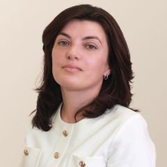 Закарян Кристина