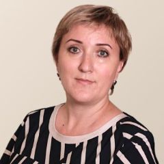 Нилова Лариса