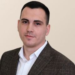 Требик Виктор